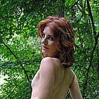Nathalia Rhodes Nøgen