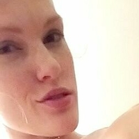 Naughty Ginger Nøgen