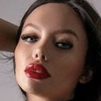 Nicol Loveee Nøgen