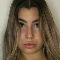 Nicole Curtiss Nøgen