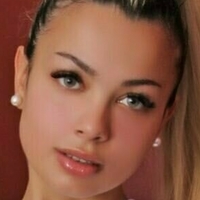 nikimendoza Nøgen