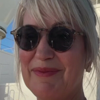 Nikki Chapman Nøgen