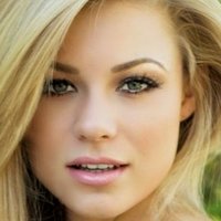 Nikki Leigh Nøgen