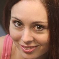 Nikki Seven Nøgen