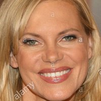 Nina Ruge Nøgen
