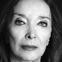 Núria Espert Nøgen
