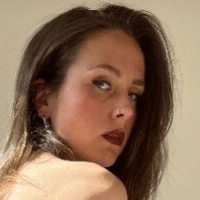 nylonbea Nøgen