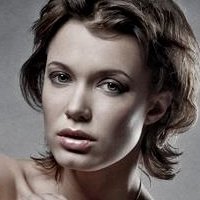 Oksana Chucha Nøgen
