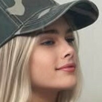 Olivia Grace Nøgen