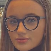 Olivia Robertson Nøgen