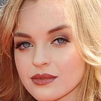 Olivia Rose Keegan Nøgen