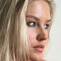 Paige Pilgs Nøgen