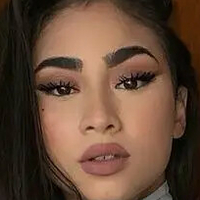 Paloma Mami Nøgen