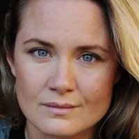 Pauline Knof Nøgen