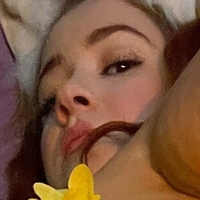 Peachez_and_Screamz Nøgen