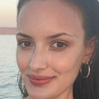 Perlessa Alessa Nøgen