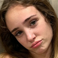 Petite Kenna Nøgen