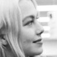 Phoebe Bridgers Nøgen