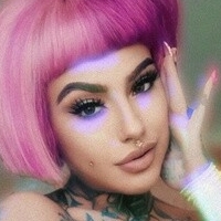 Pink Suicide Nøgen
