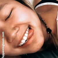 Playboyabi Nøgen