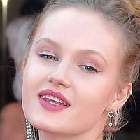Polina Pushkareva Nøgen