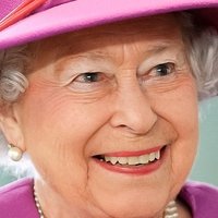 Queen Elisabeth Nøgen