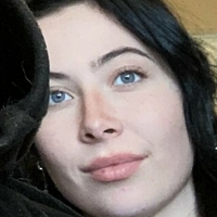 Queen G Nøgen