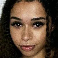 Queen Qiana Nøgen