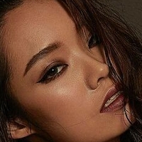 Queenie Lam Nøgen