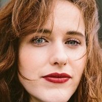 Rachel Brosnahan Nøgen