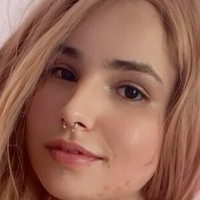 Rafaela Scarpelli Nøgen