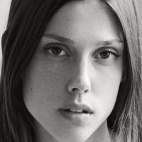 Raquel Nave Nøgen