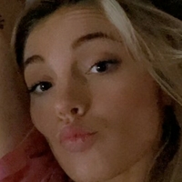 Reagan Campbell Nøgen