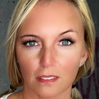 realelizajayne Nøgen