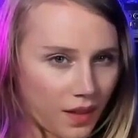 Realjuliajane Nøgen