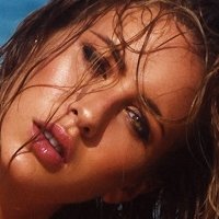 Renee Somerfield Nøgen