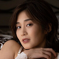 Rin Takahashi Nøgen