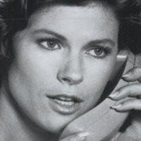 Robyn Douglass Nøgen