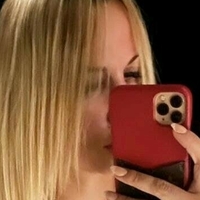 Romi Ortega Nøgen