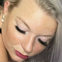 Rose-Isabelle Nøgen
