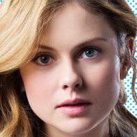 Rose McIver Nøgen