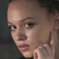 Sadie Soverall Nøgen