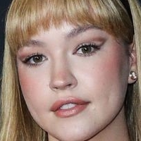 Sadie Stanley Nøgen