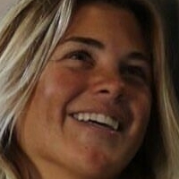 Sage Wiley Nøgen