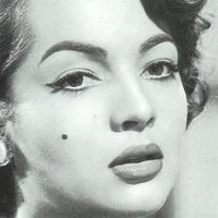 Sara Montiel Nøgen