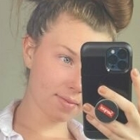 Sara Riley Nøgen