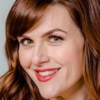 Sara Rue Nøgen