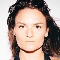 Sarah Booth Nøgen