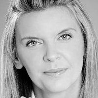 Sarah Dewey Nøgen