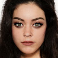 Sarah Hyland Fake Nøgen